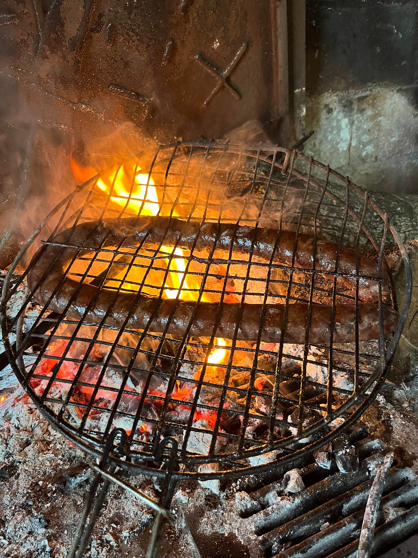 Figatellu cuit au feu de bois - Loretu di Casinca - Salameria Corsa